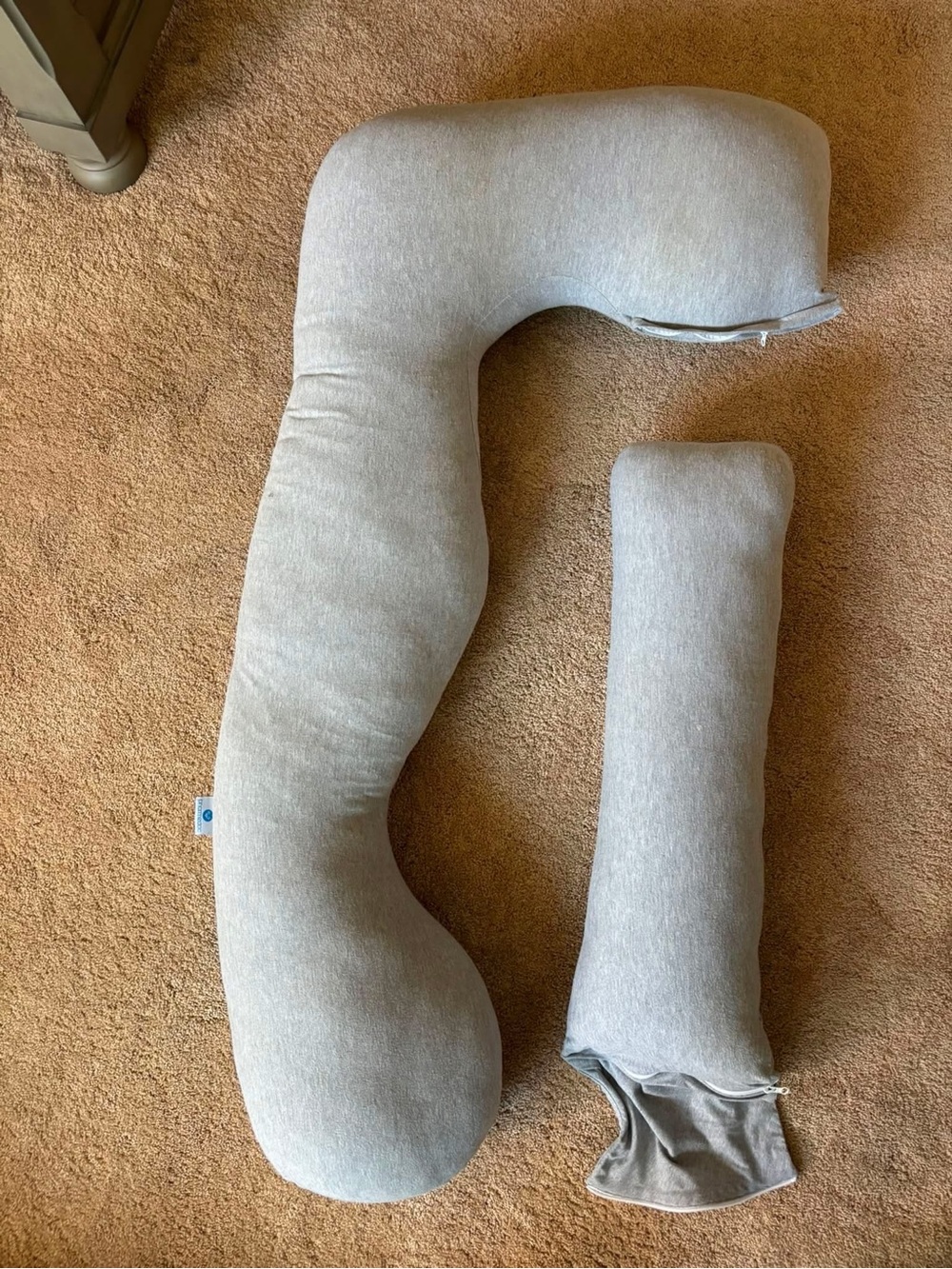 Pharmedoc pregnancy pillow U-shape design with a detachable extension
